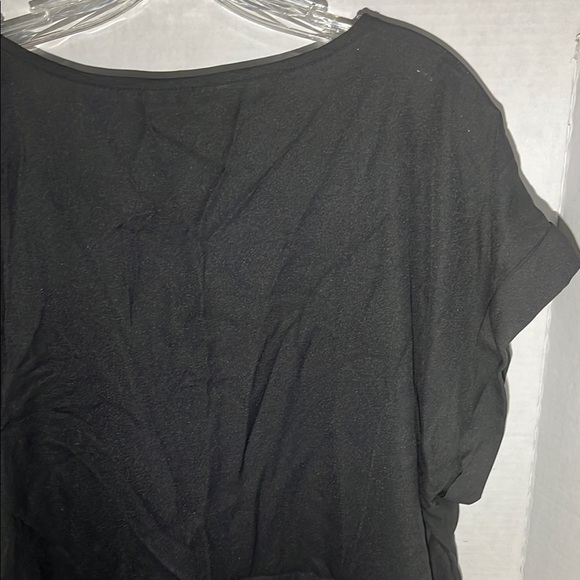 Speed Limit 98 Black Cap Sleeve Relaxed Blouse - Picture 5 of 13